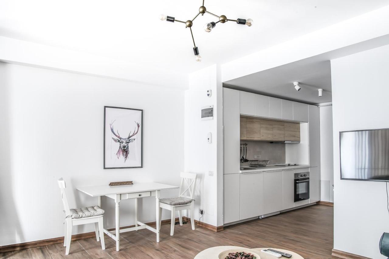 Central Double Studio With Amazing View Bucharest Exterior photo